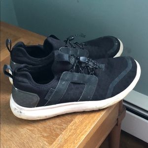 Teva Arrowood Sneakers Sz 9